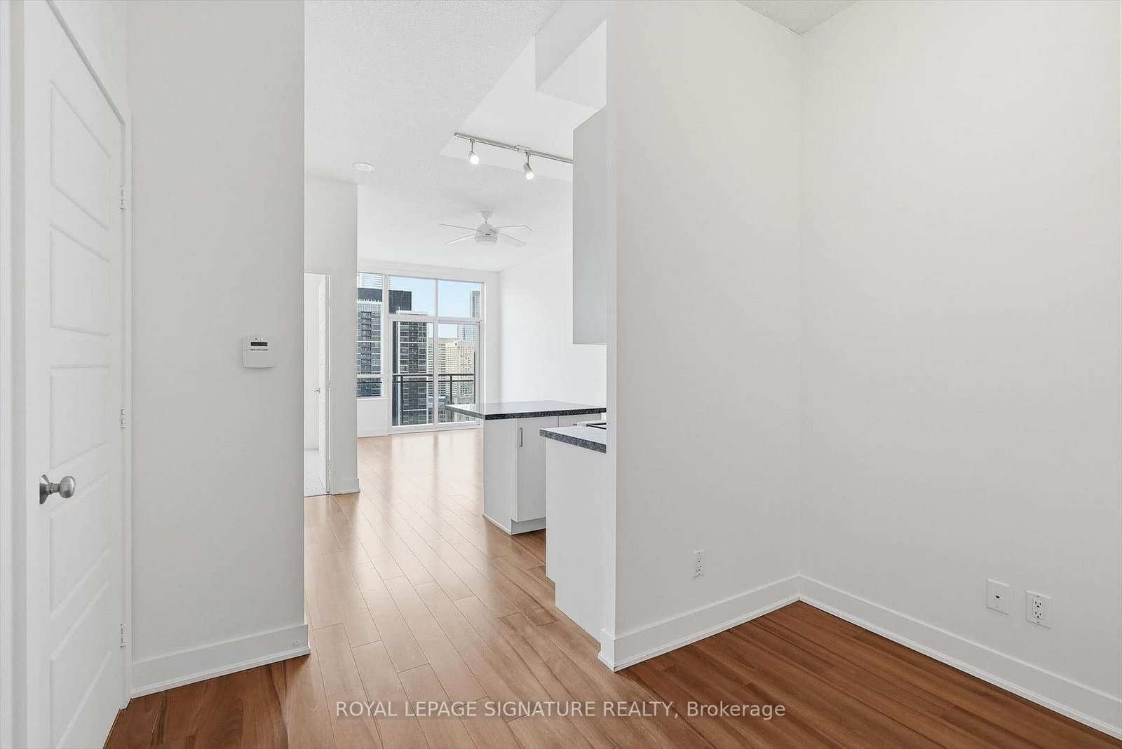 28 Linden Street, Unit PH7 thumbnail 8