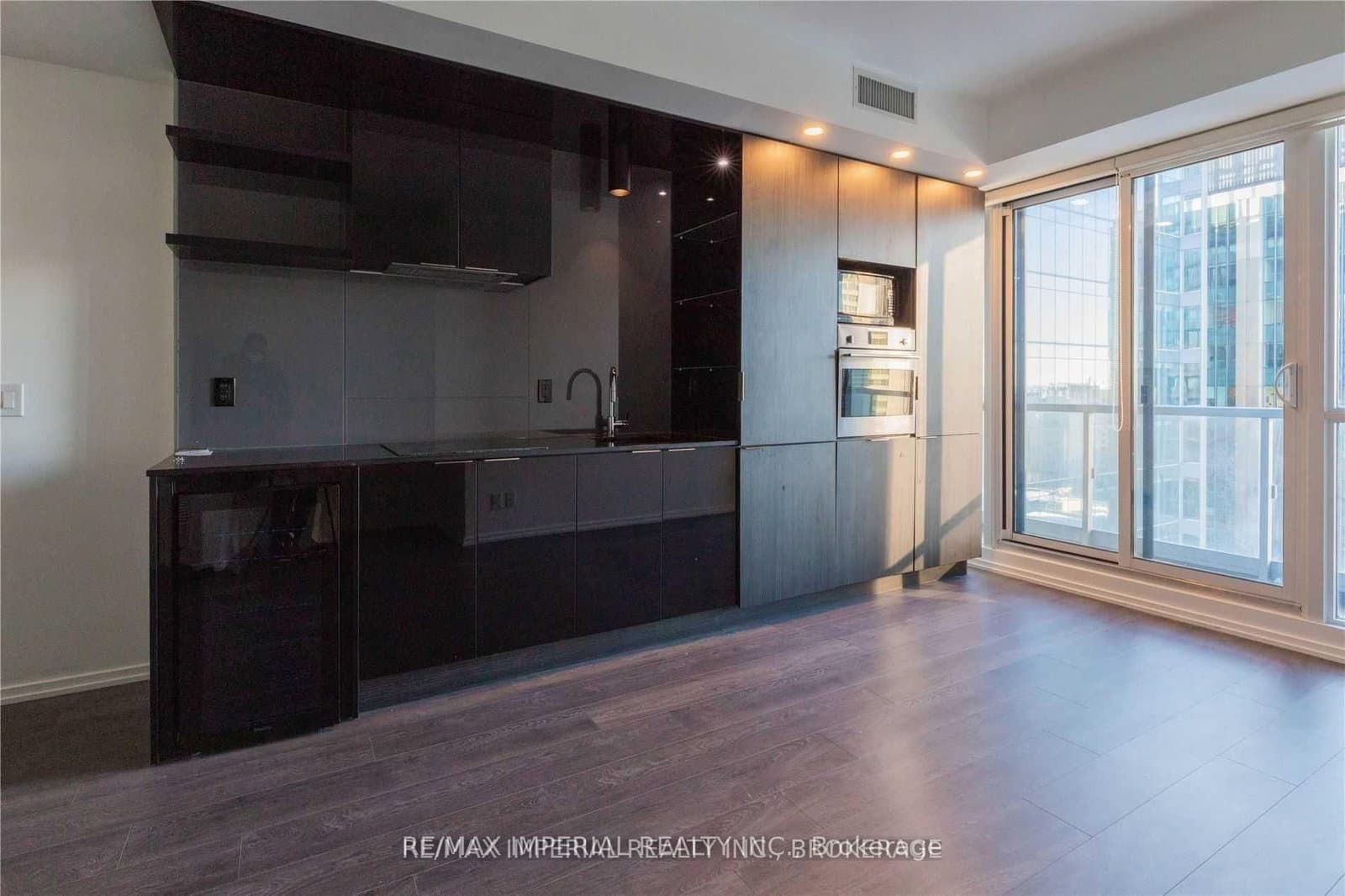 70 Temperance Street, Unit 2614 thumbnail 3