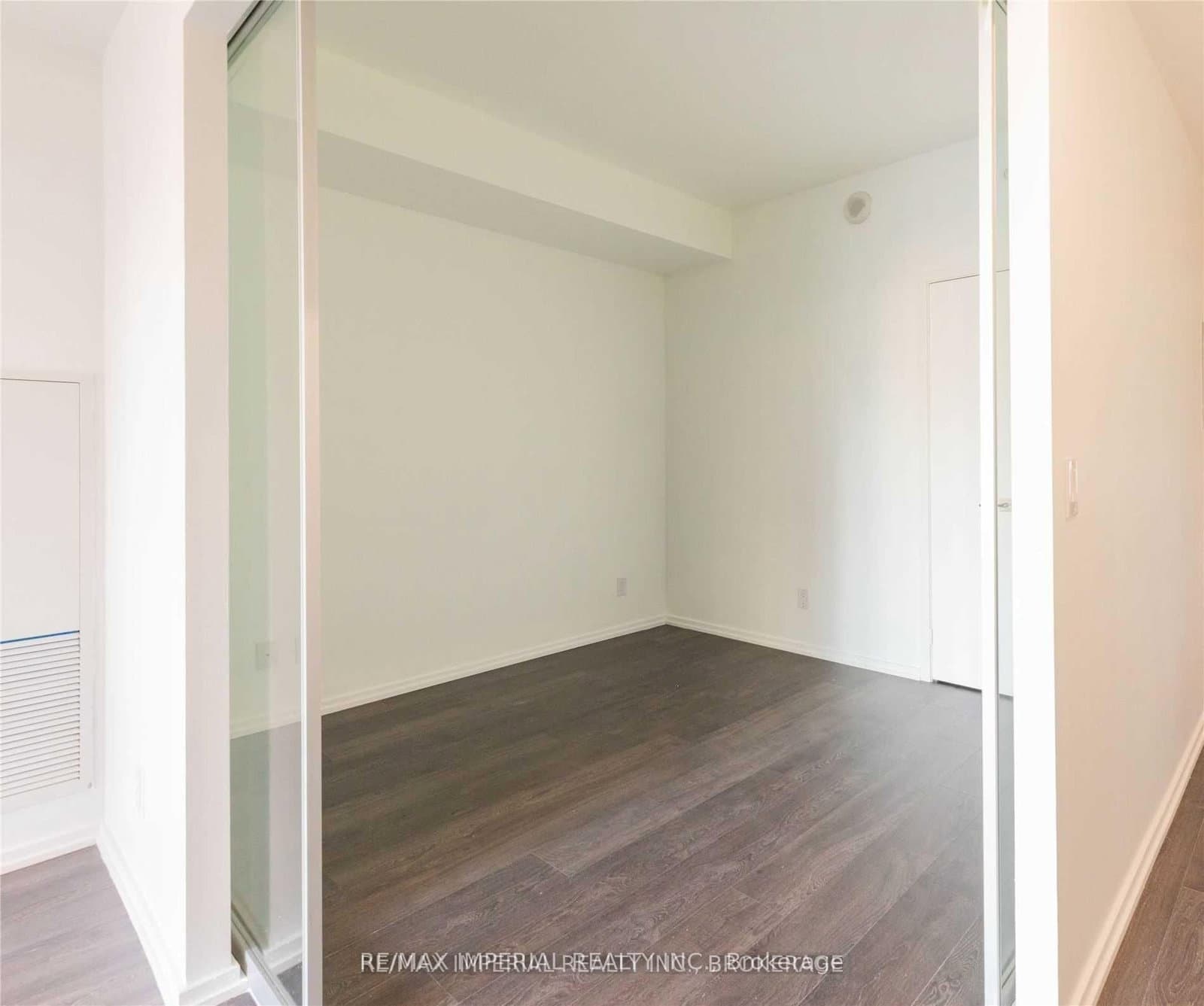 70 Temperance Street, Unit 2614 thumbnail 4