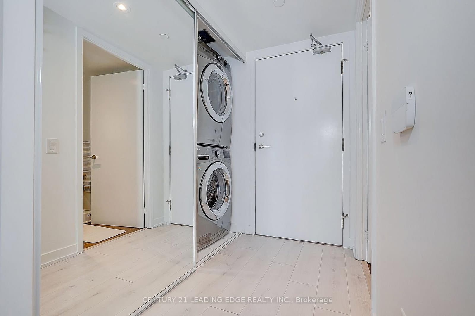 72 Esther Shiner Boulevard, Unit 2102 thumbnail 11
