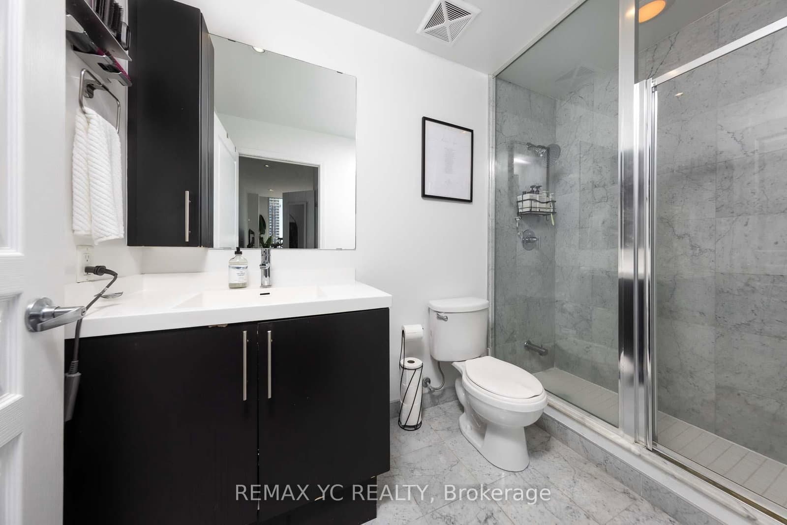 352 Front Street W, Unit PH09 thumbnail 17