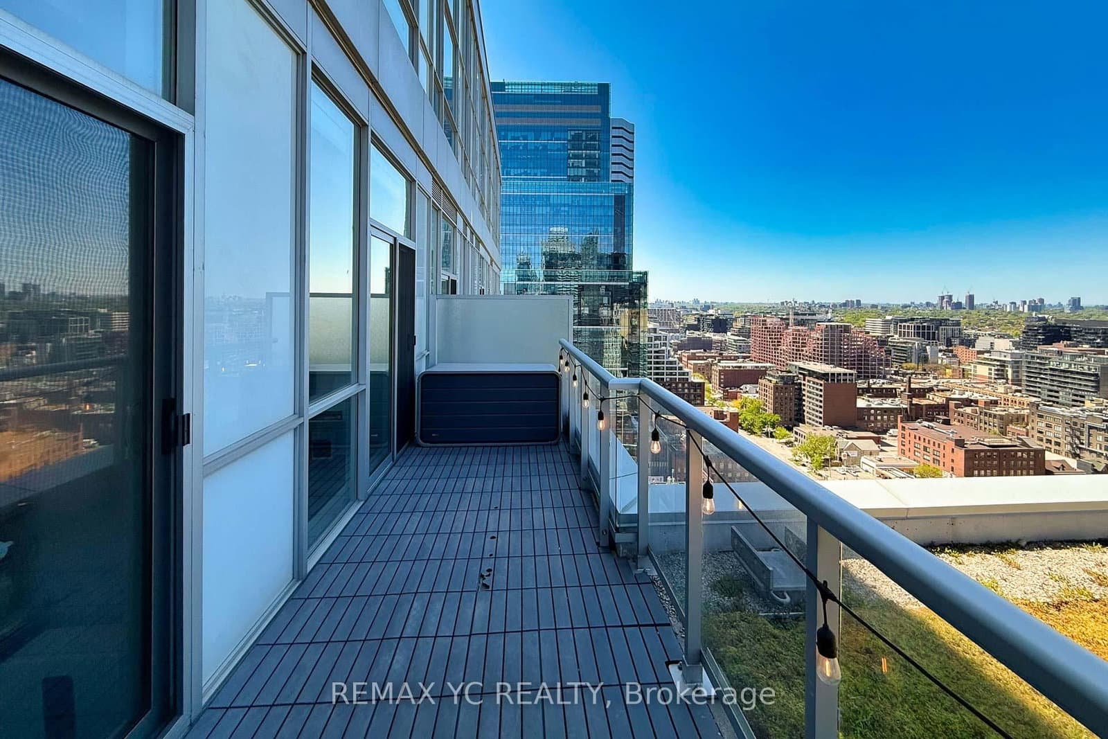 352 Front Street W, Unit PH09 thumbnail 22