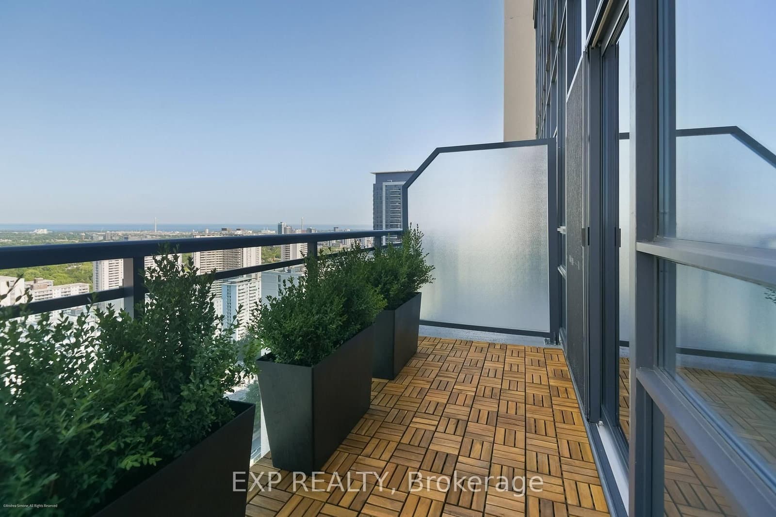 28 Linden Street, Unit PH2 thumbnail 36