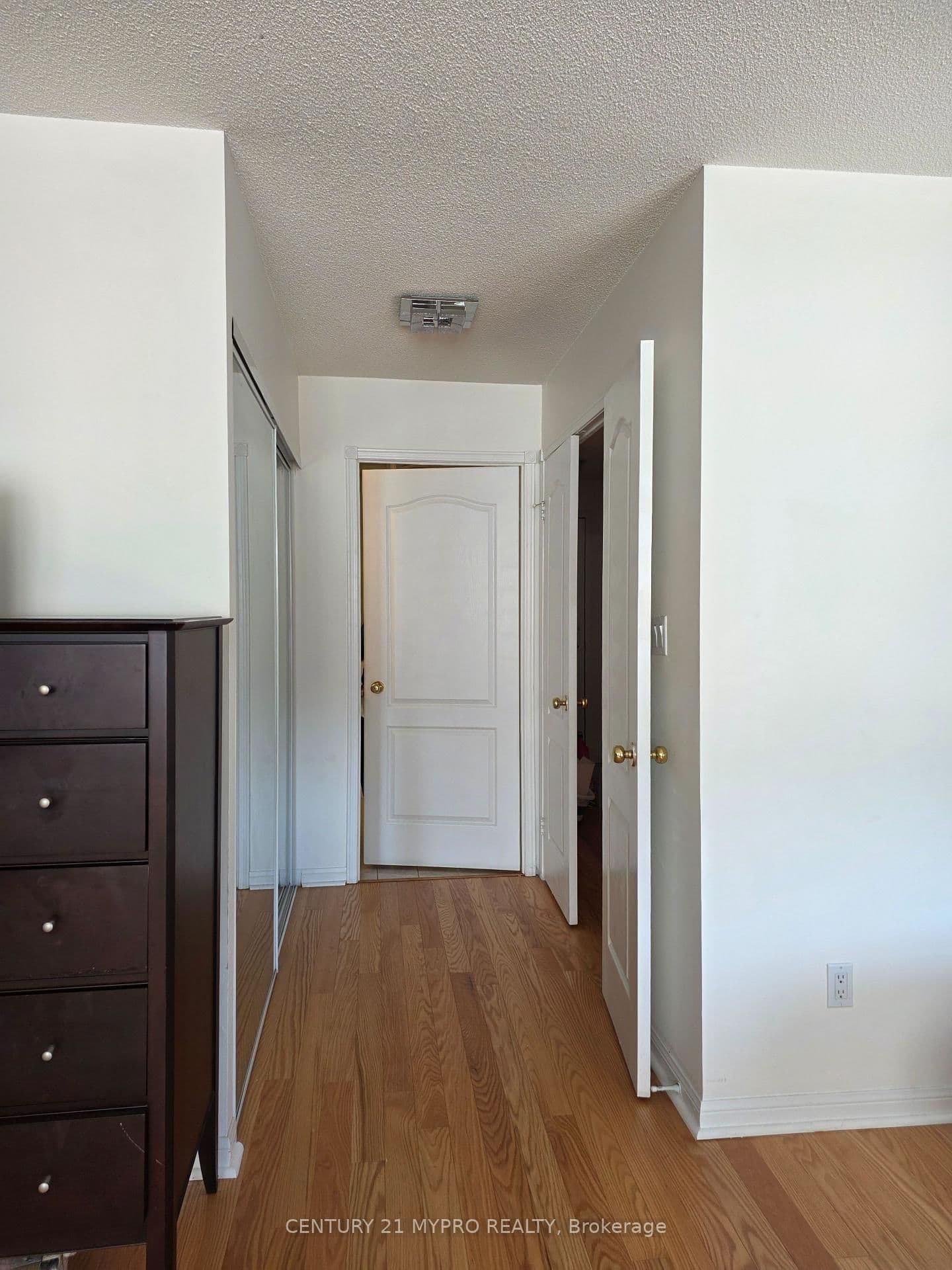 221 Grandview Way thumbnail 11