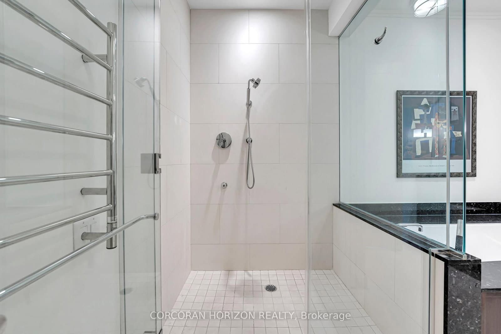 183 Wellington Street W, Unit 3303 thumbnail 41