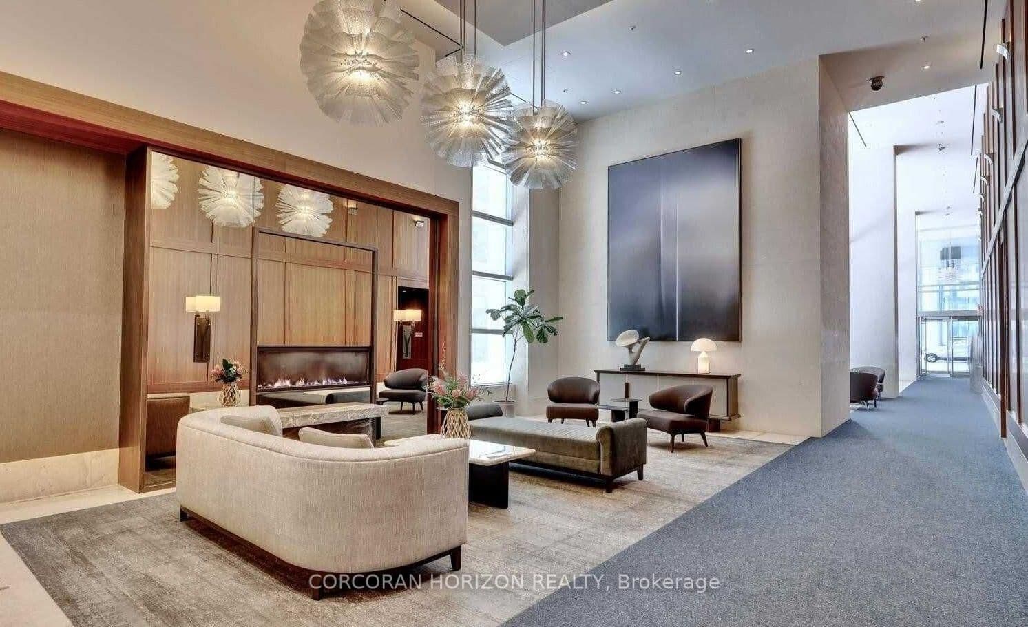183 Wellington Street W, Unit 3303 thumbnail 44
