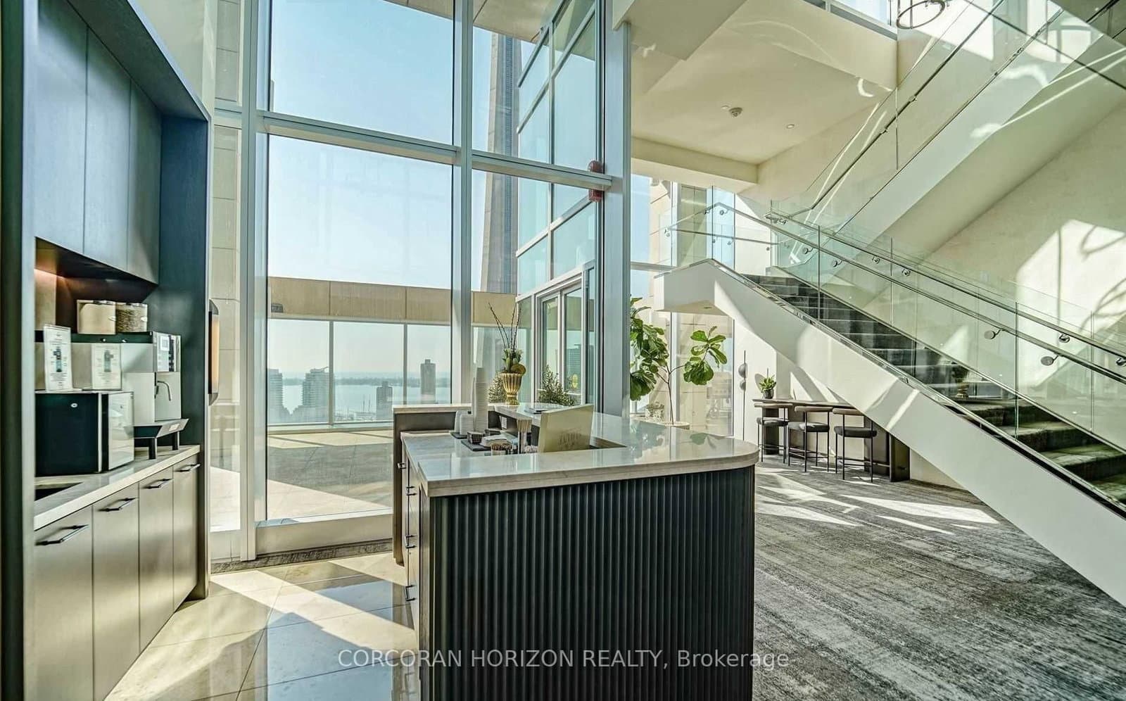183 Wellington Street W, Unit 3303 thumbnail 49