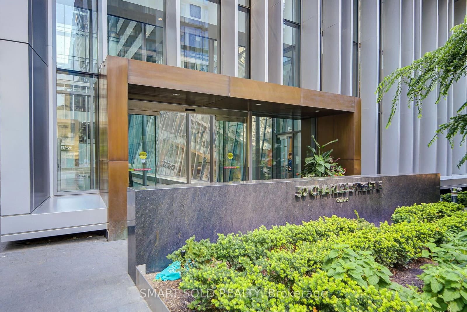 50 Charles Street E, Unit 2909 thumbnail 3