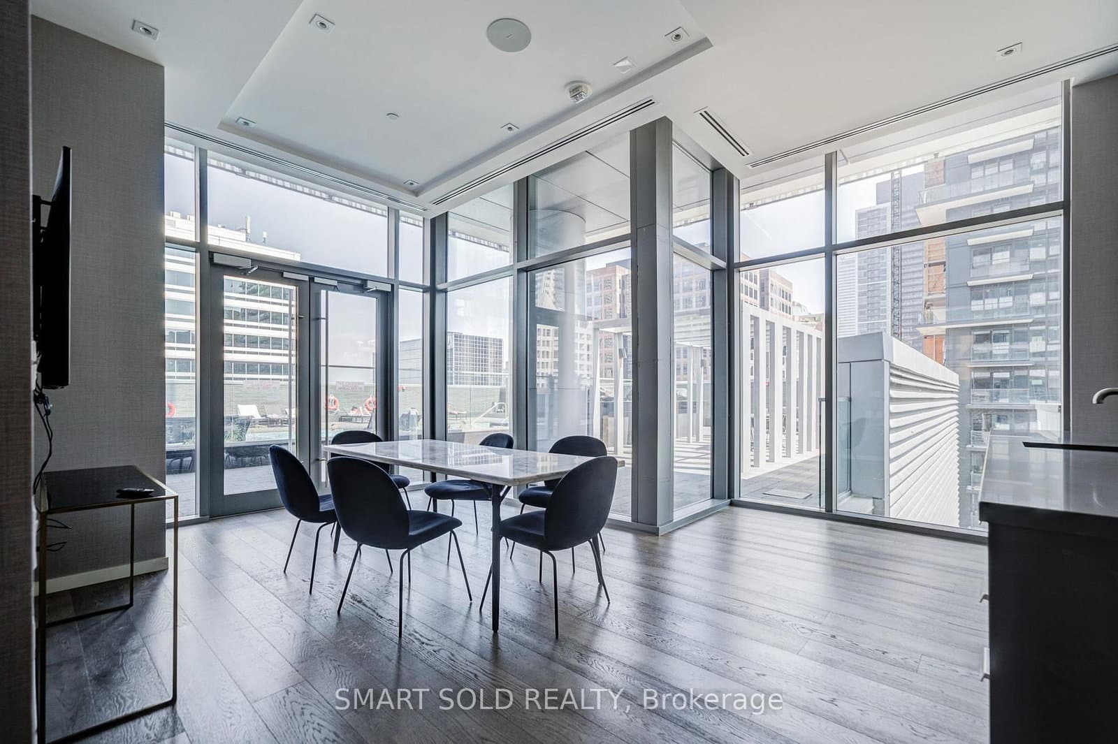 50 Charles Street E, Unit 2909 thumbnail 35