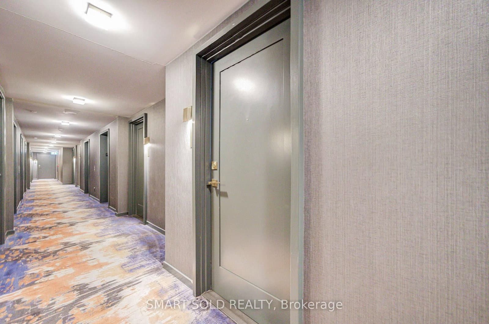50 Charles Street E, Unit 2909 thumbnail 6