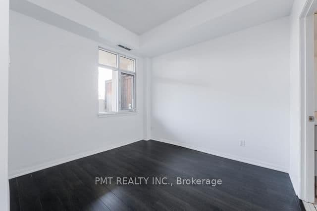 550 Front Street W, Unit 427 thumbnail 11