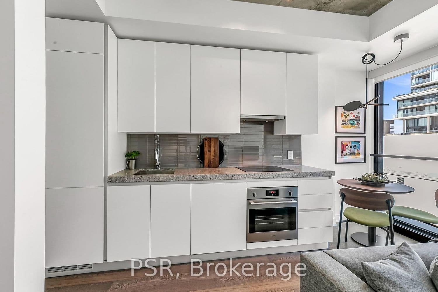 629 King Street W, Unit 620 thumbnail 12
