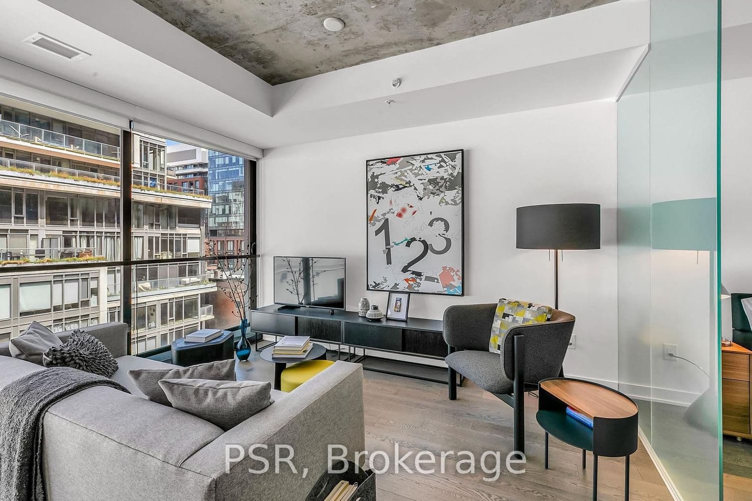 629 King Street W, Unit 620 thumbnail 7