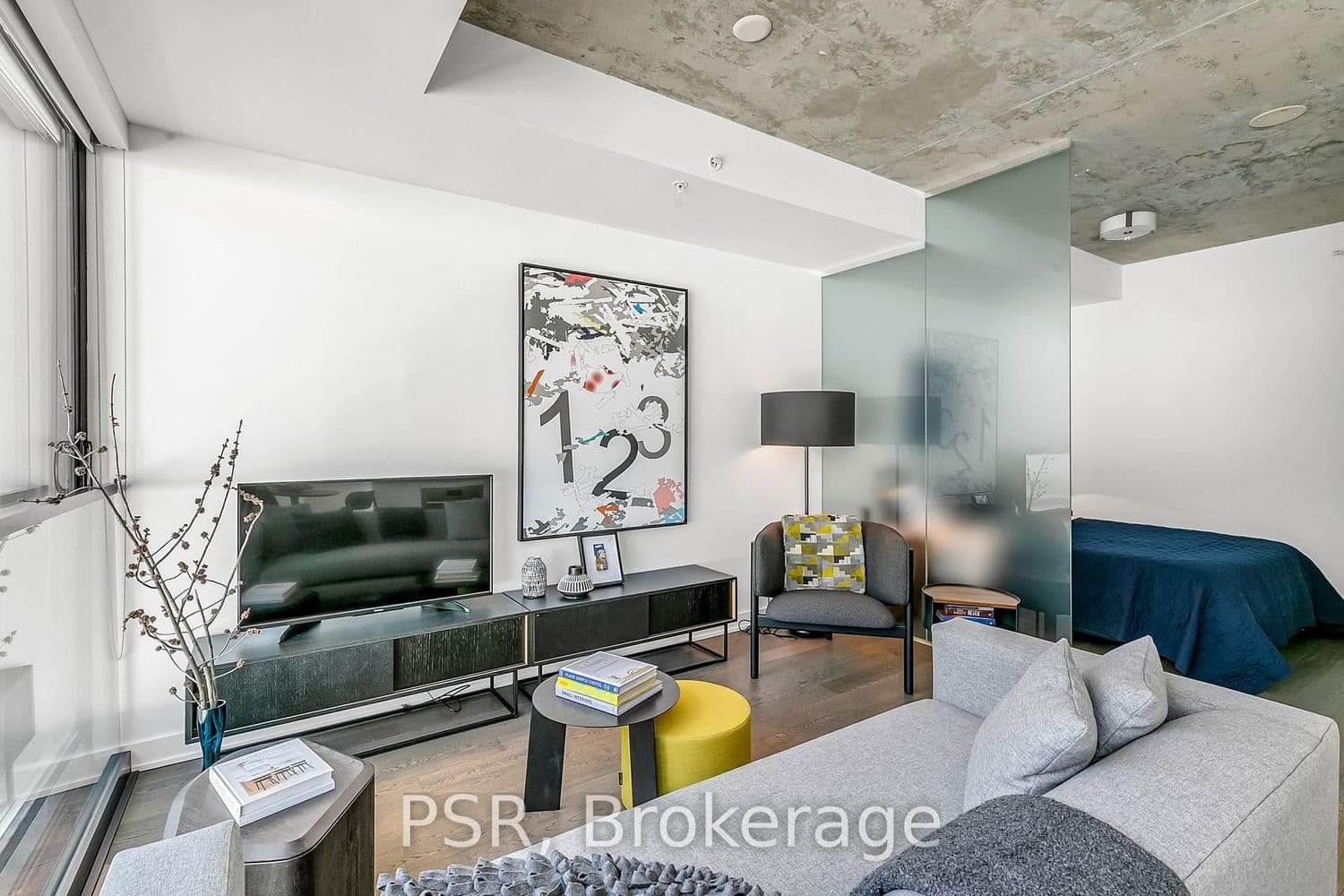 629 King Street W, Unit 620 thumbnail 9