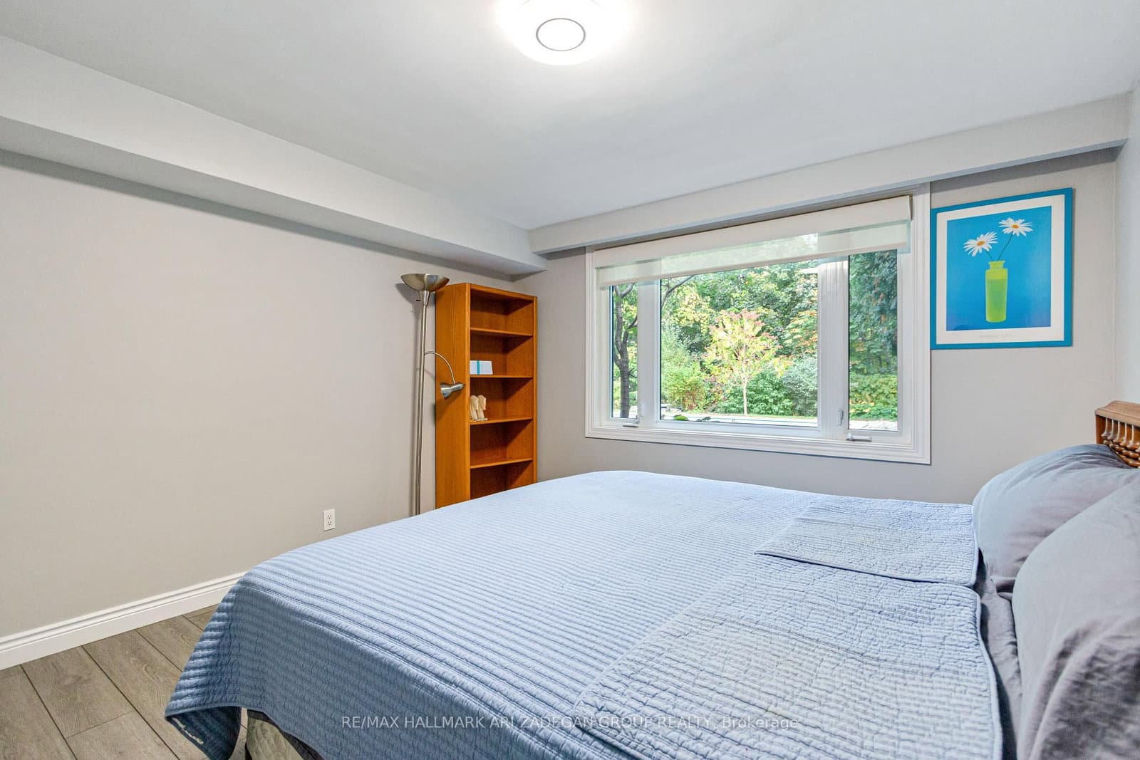 195 Burbank Drive thumbnail 14