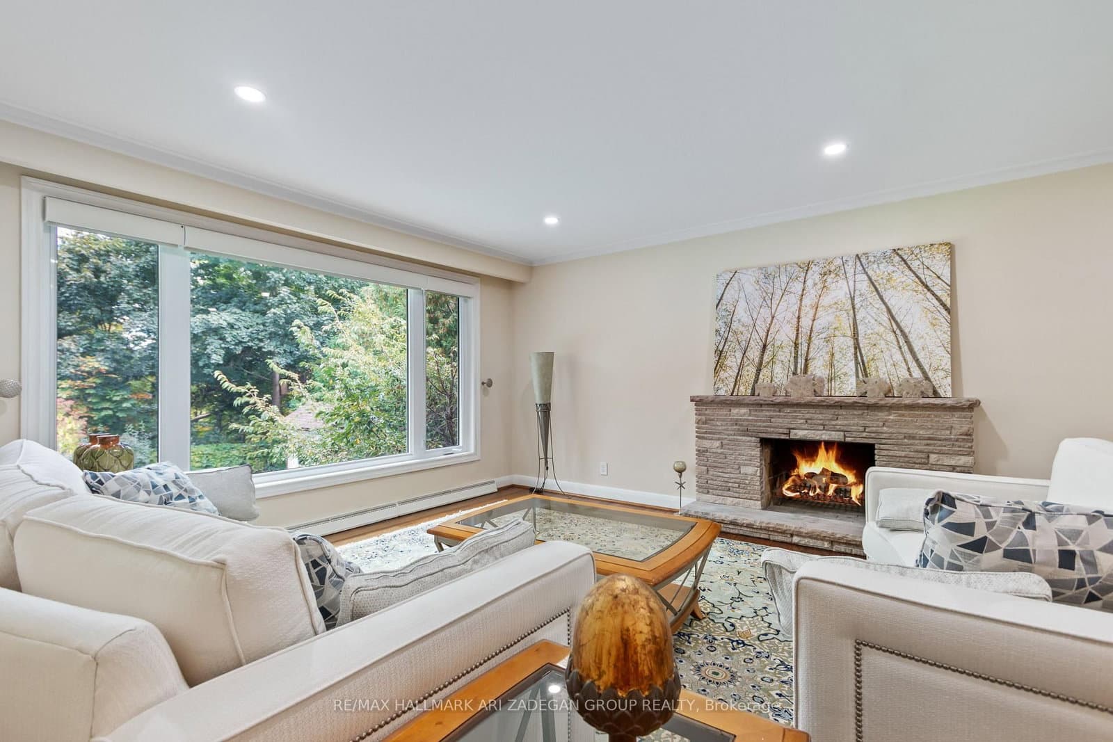 195 Burbank Drive thumbnail 7