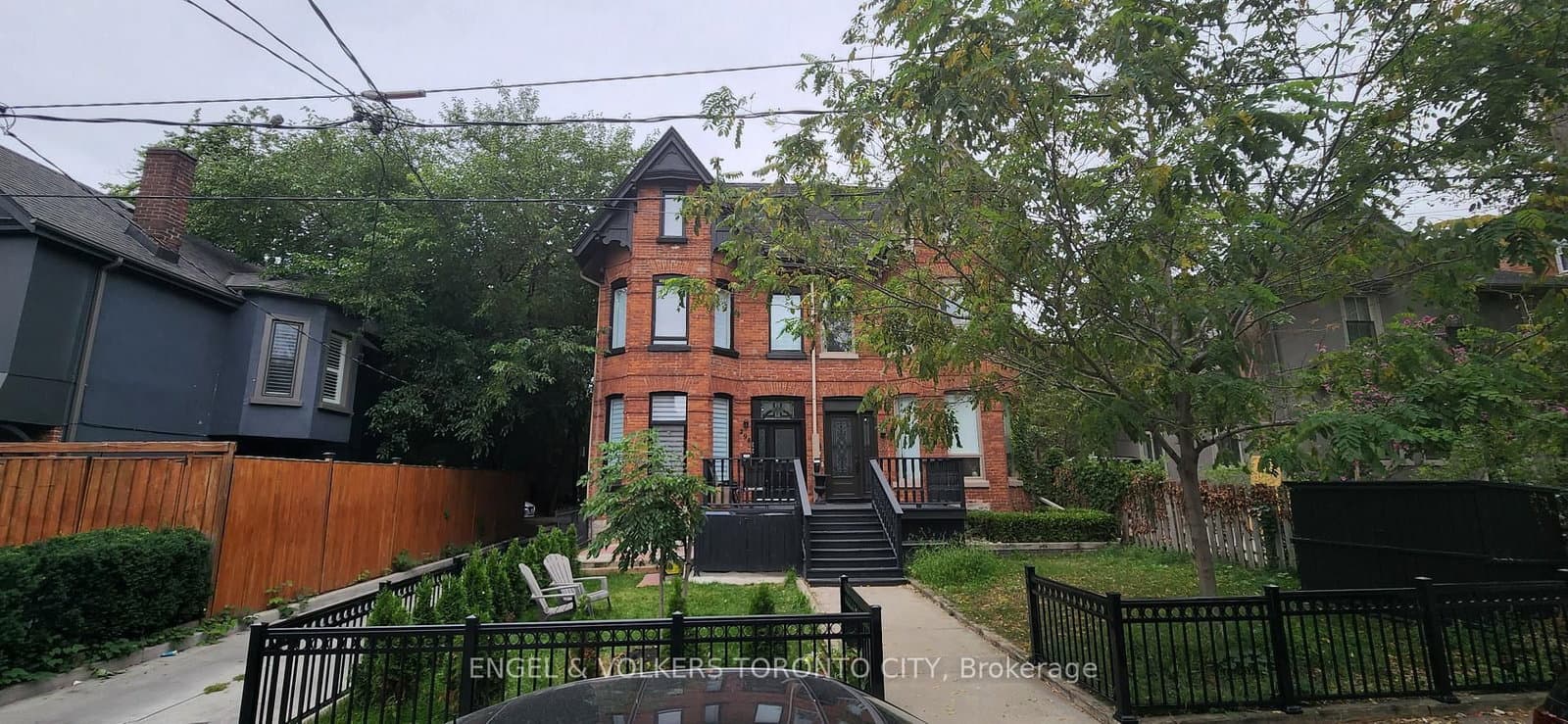 298 Seaton Street thumbnail 3