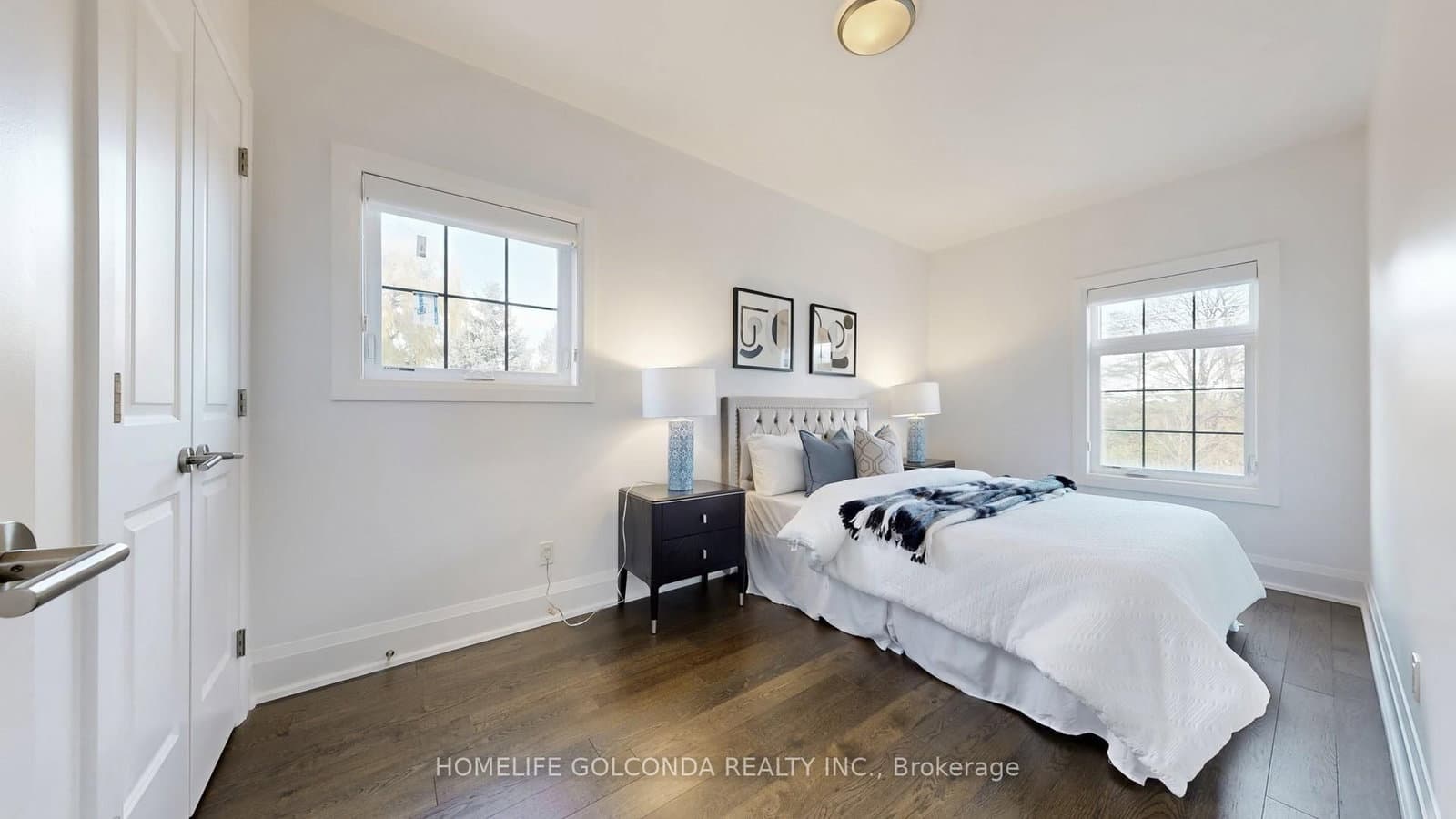2466B Bayview Avenue thumbnail 33