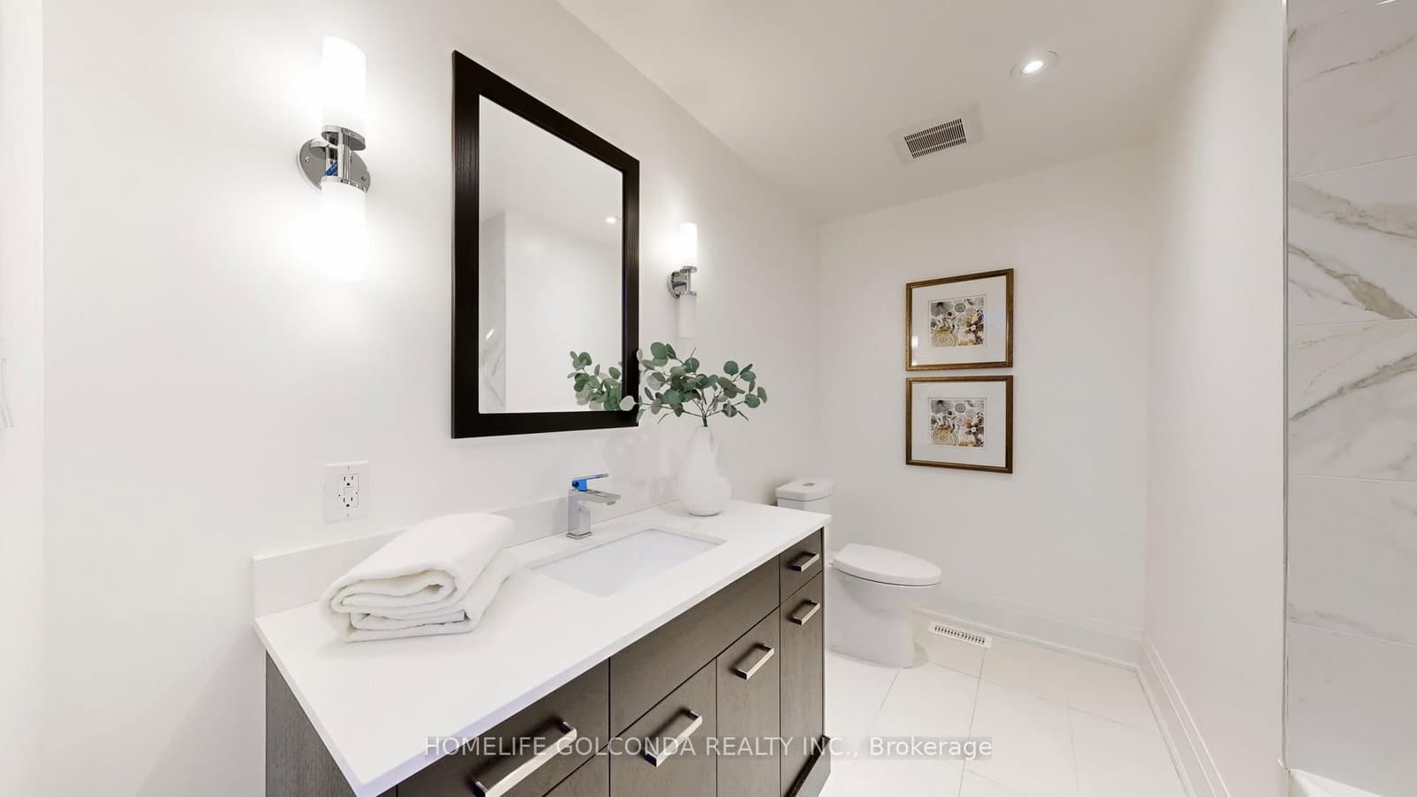 2466B Bayview Avenue thumbnail 38