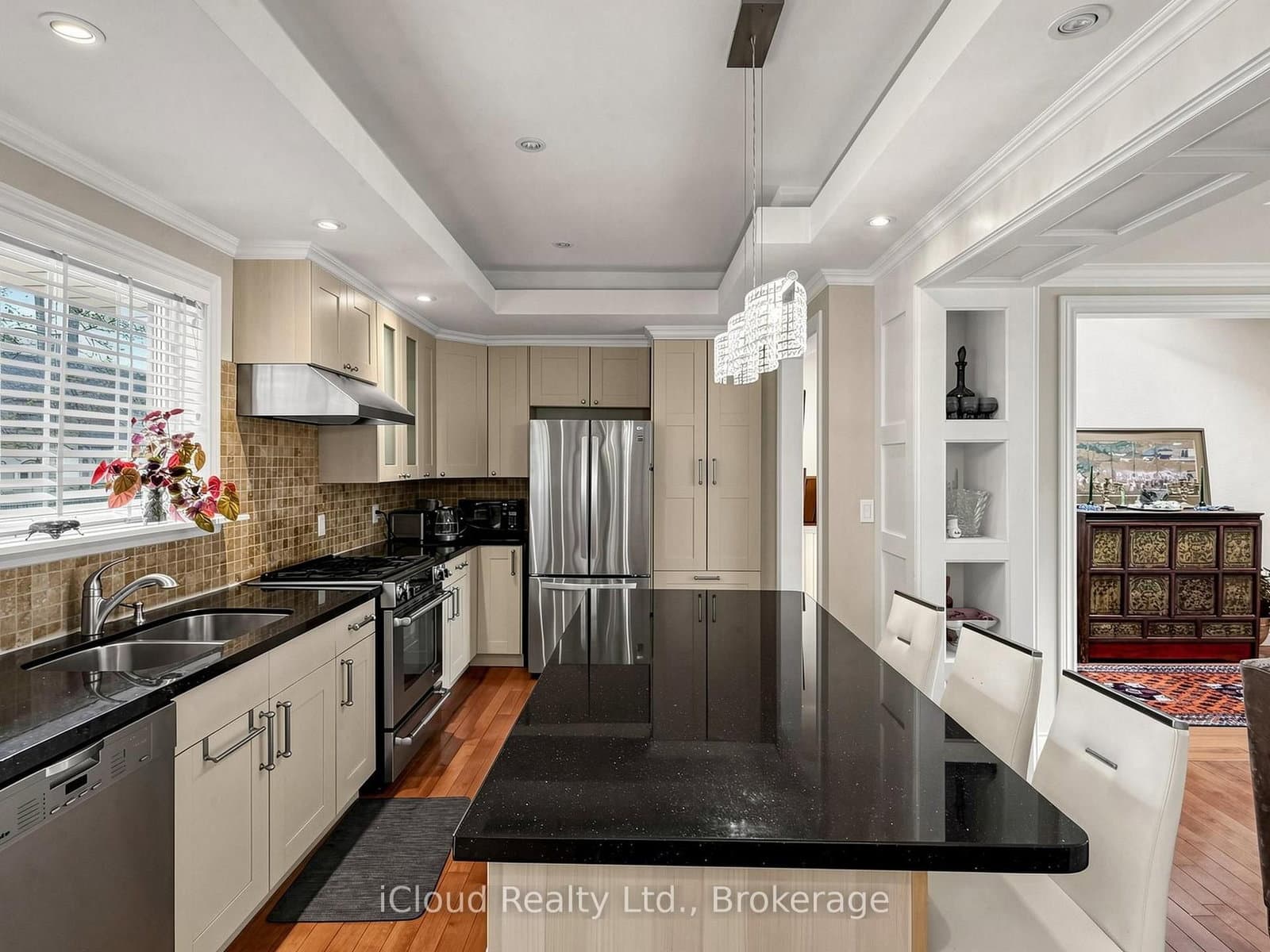 164 Munro Boulevard thumbnail 18
