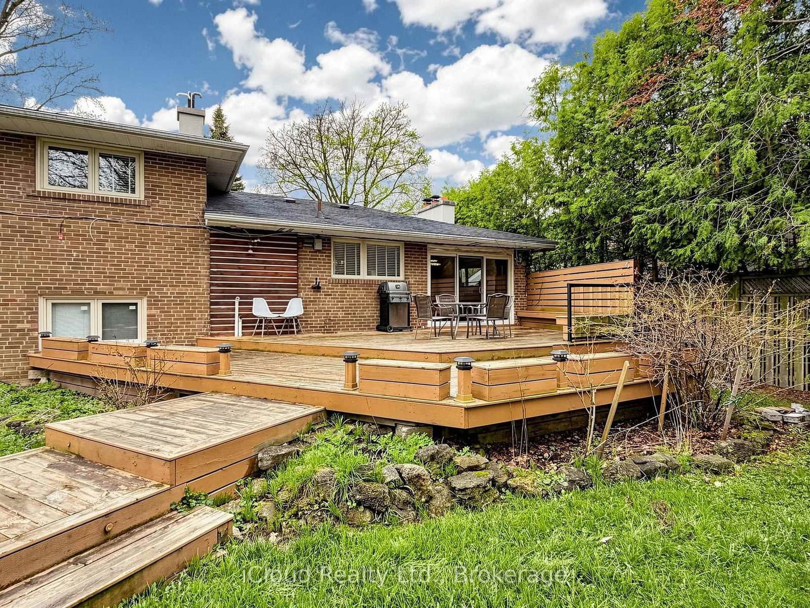 164 Munro Boulevard thumbnail 48