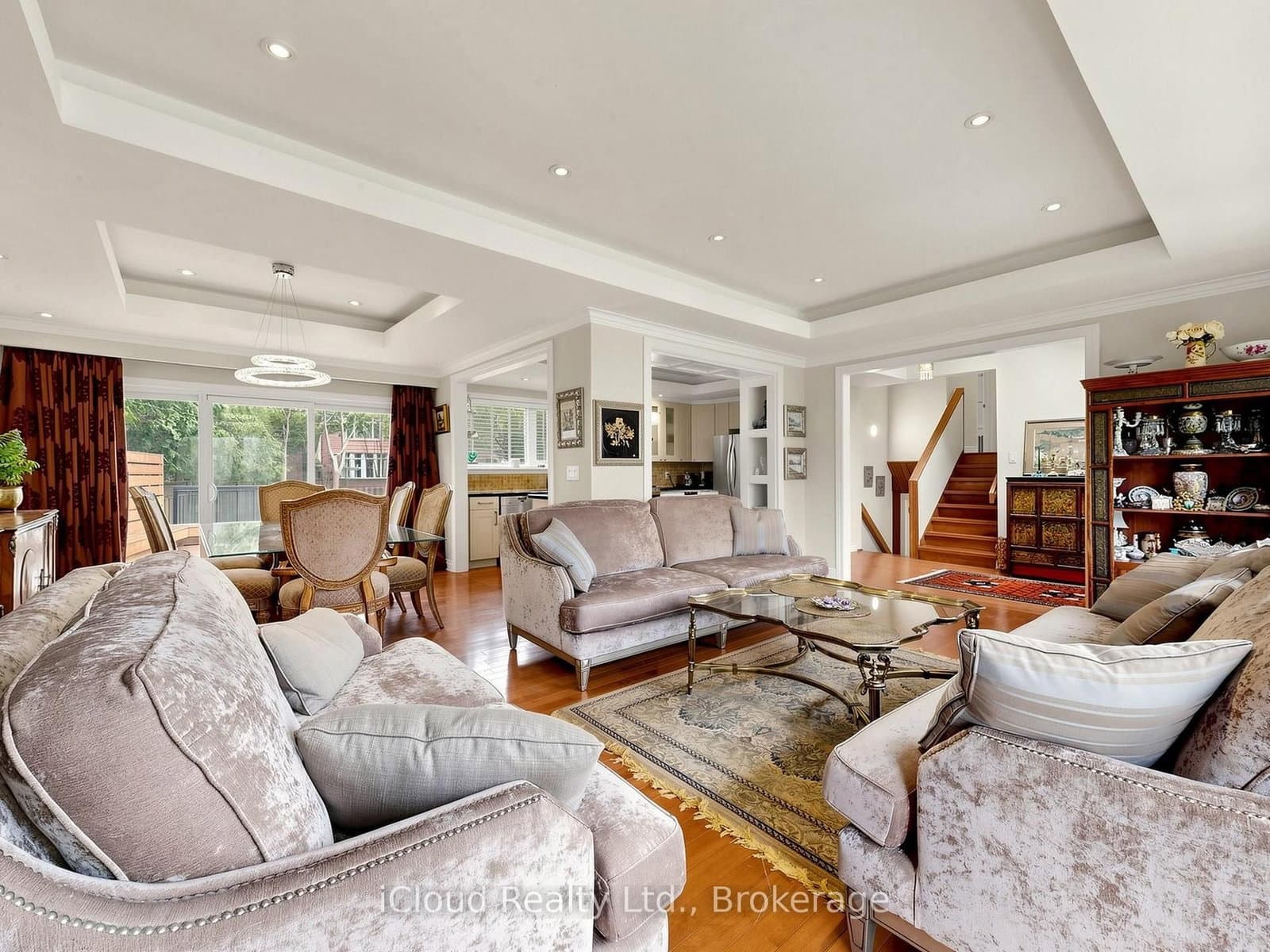 164 Munro Boulevard thumbnail 9