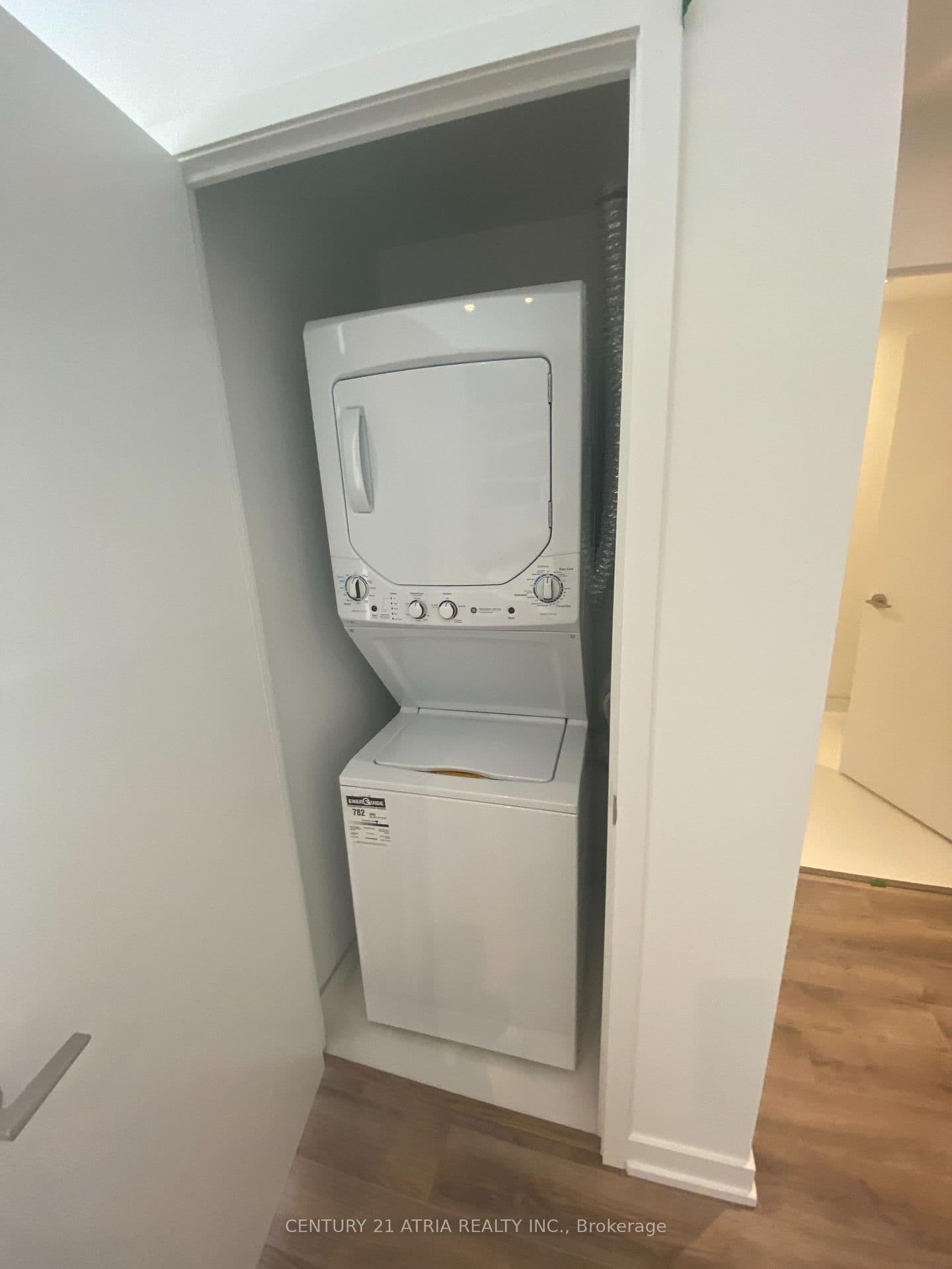 20 Edward Street, Unit 1713 thumbnail 12