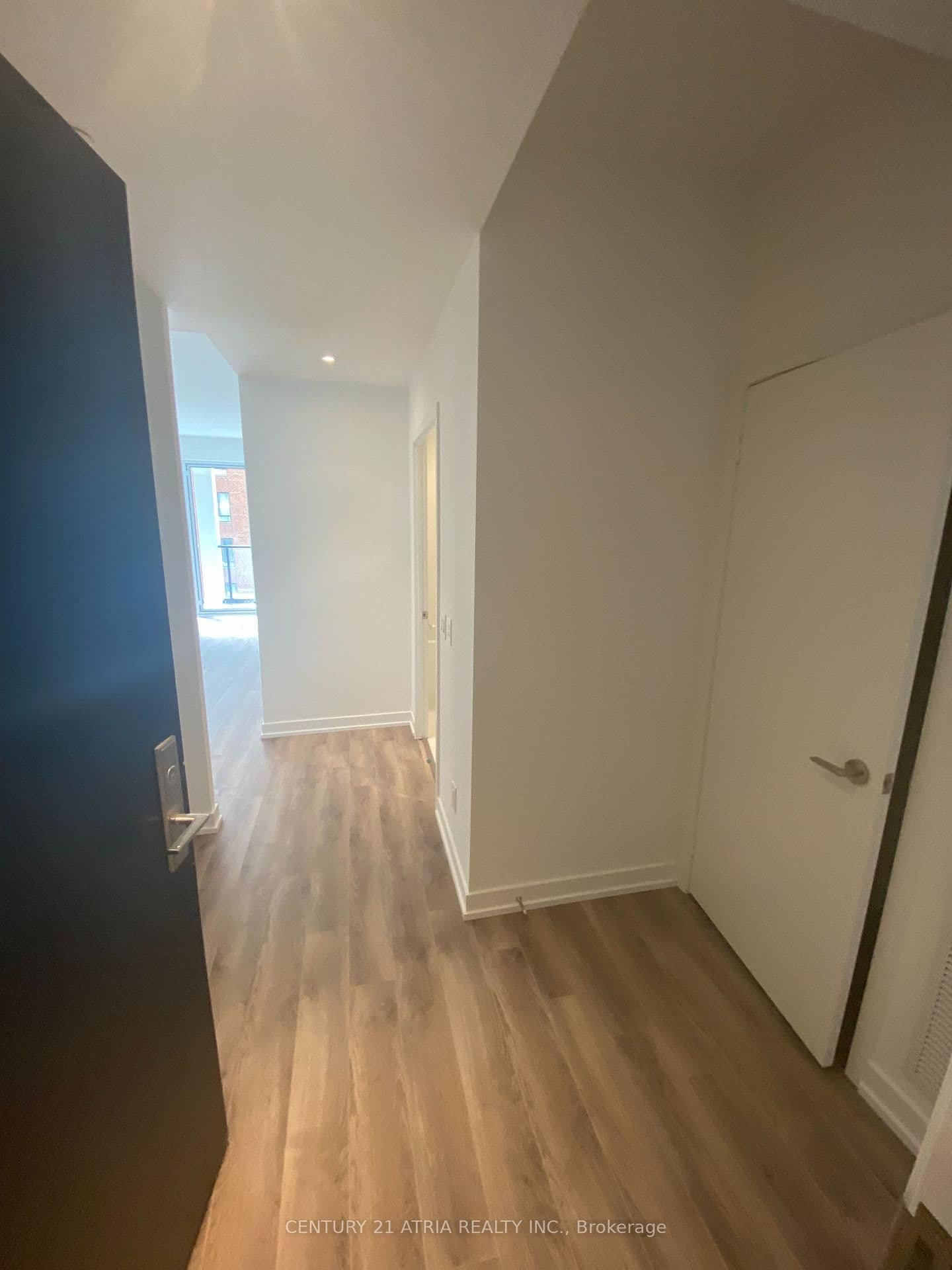 20 Edward Street, Unit 1713 thumbnail 3