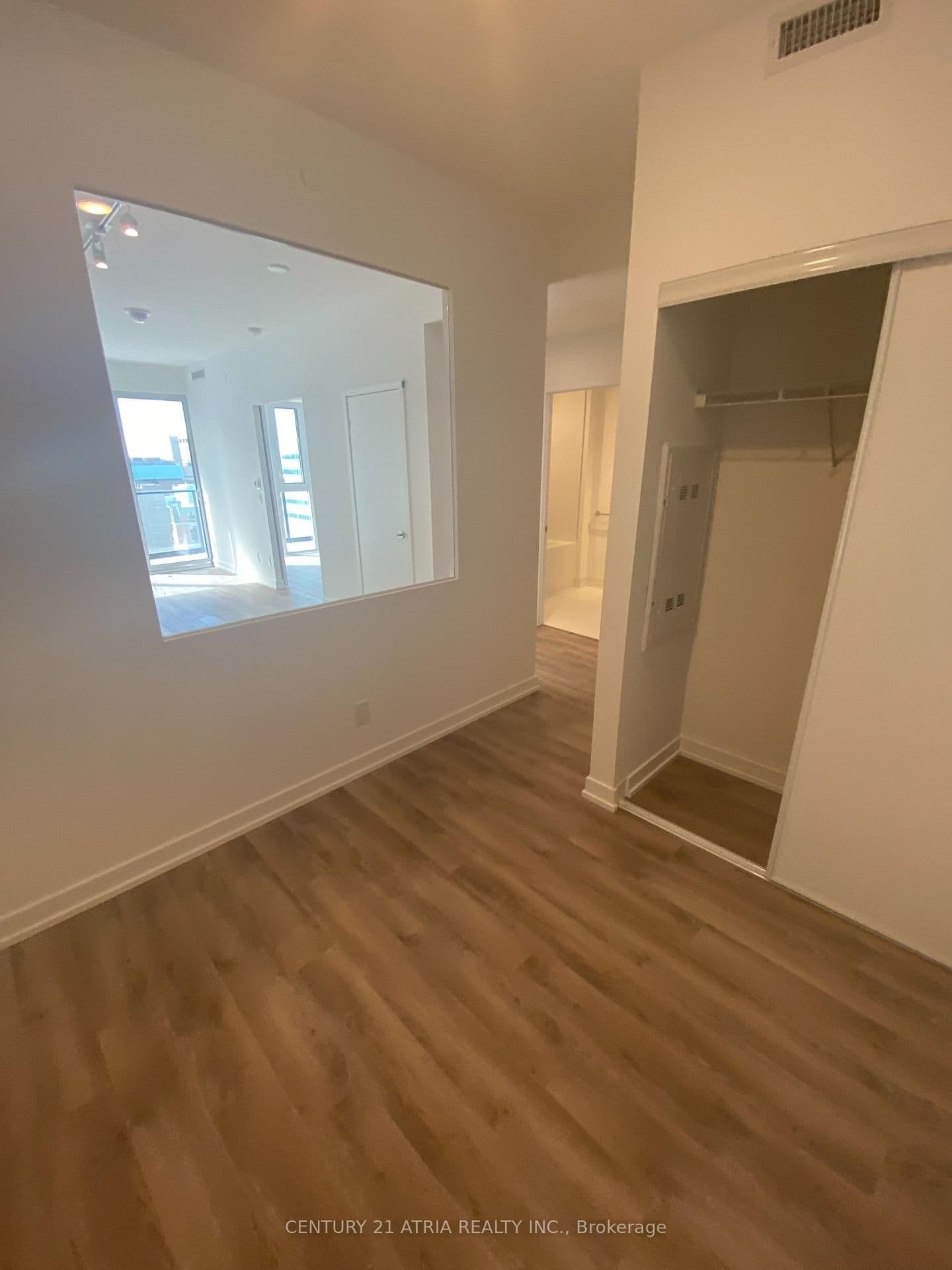 20 Edward Street, Unit 1713 thumbnail 6