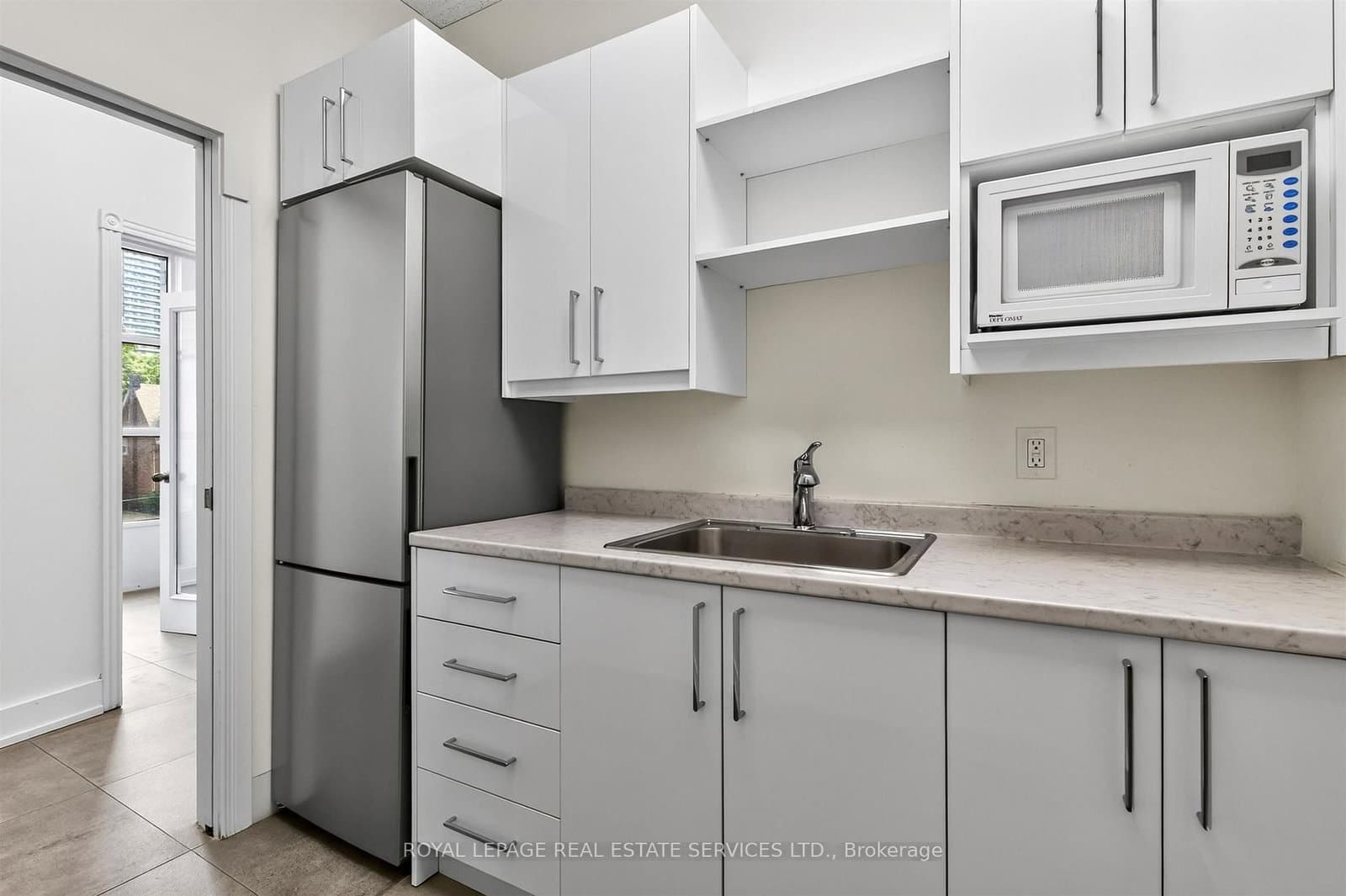 421 Bloor Street E, Unit 207/208 thumbnail 22