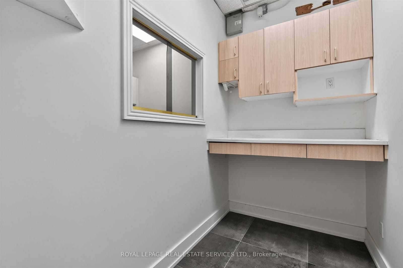 421 Bloor Street E, Unit 207/208 thumbnail 24