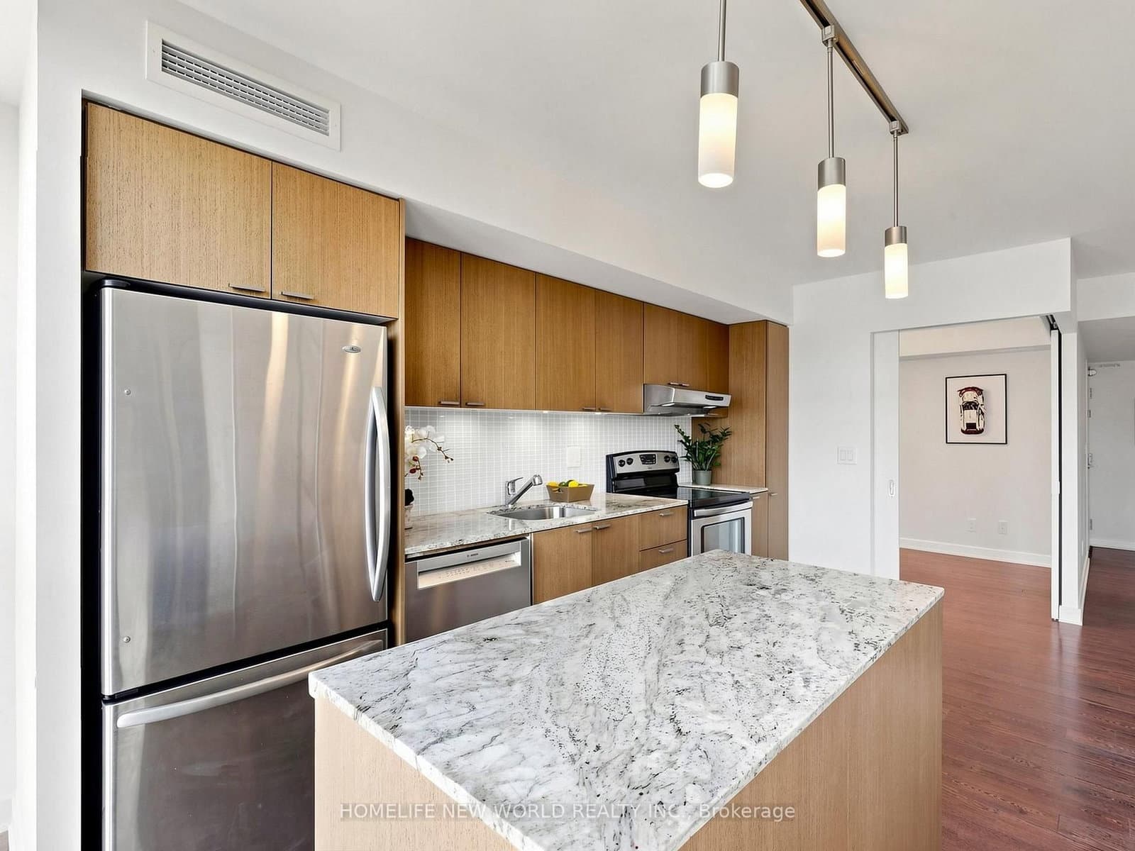 110 Charles Street E, Unit 1406 thumbnail 15