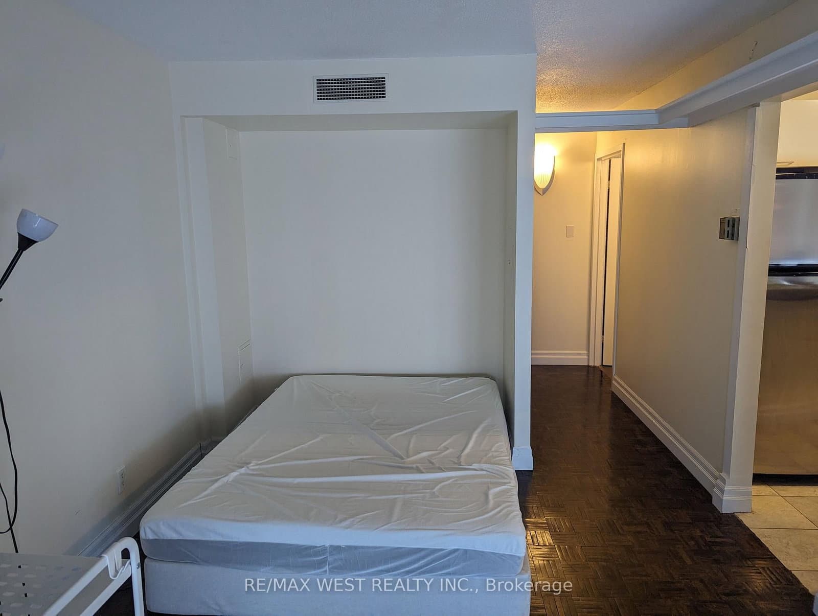 914 Yonge Street, Unit 1206 thumbnail 6