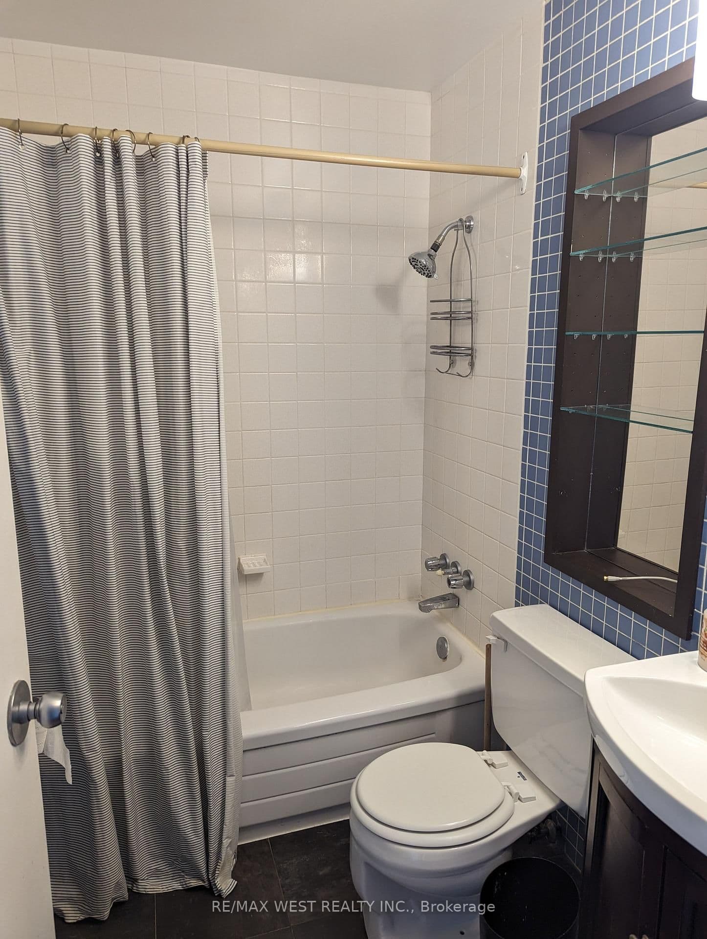 914 Yonge Street, Unit 1206 thumbnail 9