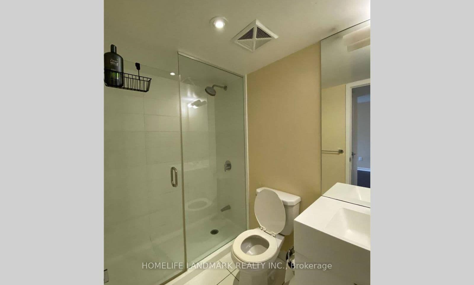 15 Iceboat Terrace, Unit 631 thumbnail 11