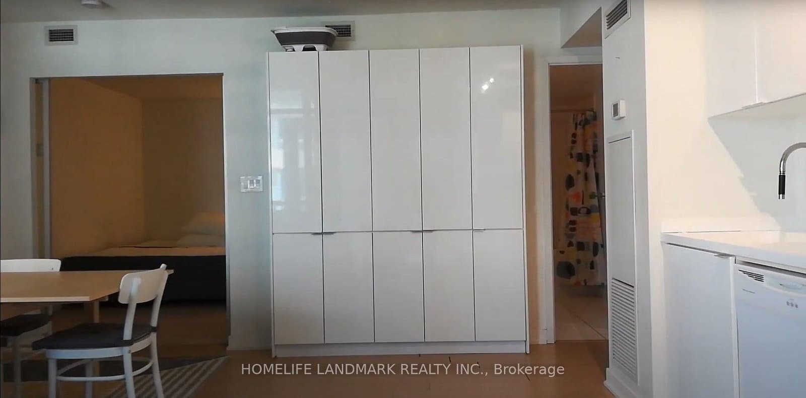 15 Iceboat Terrace, Unit 631 thumbnail 5