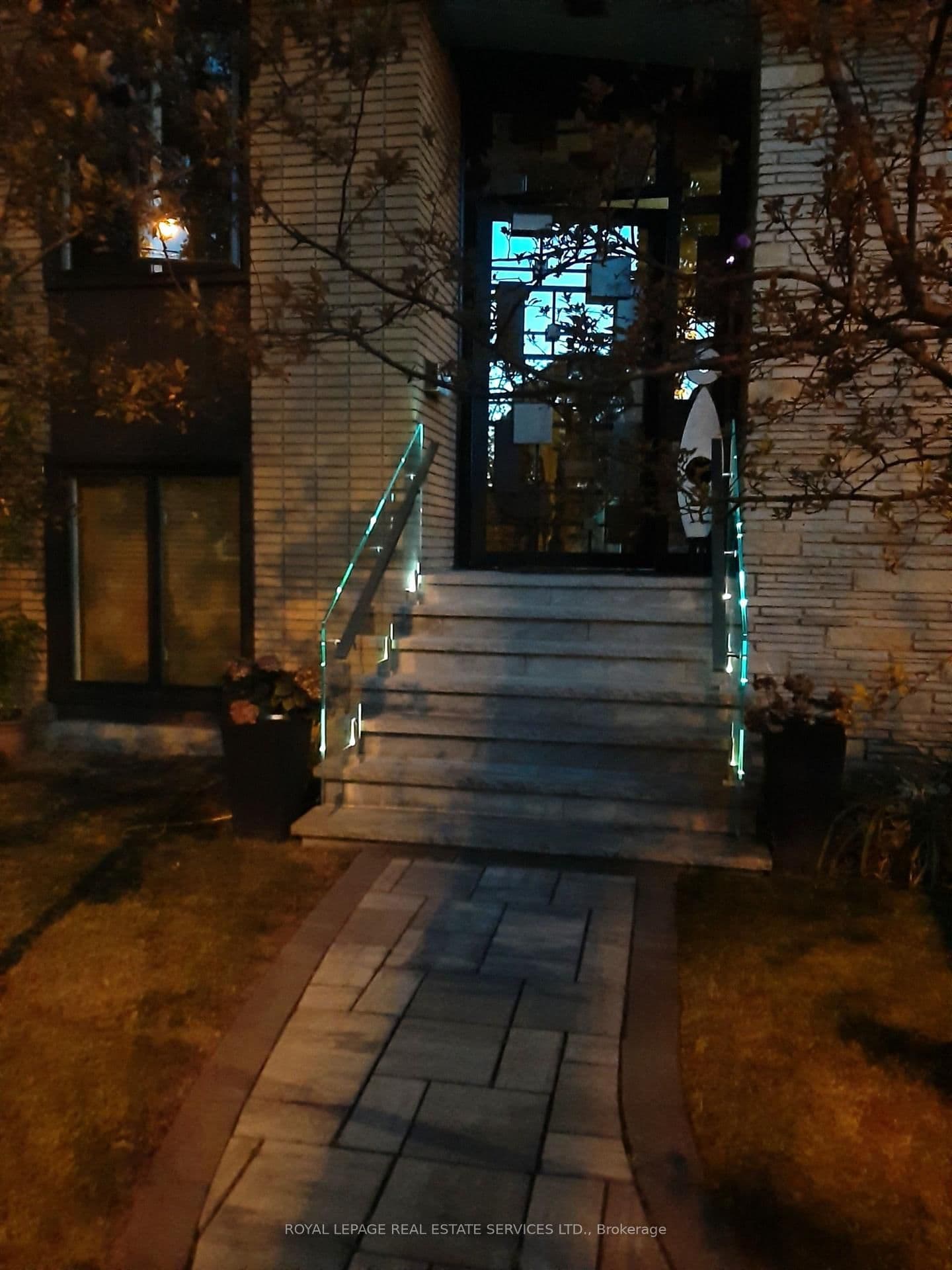 33 Blue Forest Drive thumbnail 6
