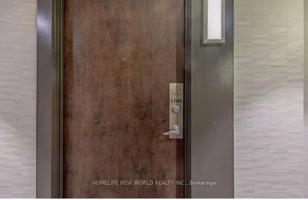 12 Yonge Street, Unit 1709 thumbnail 2