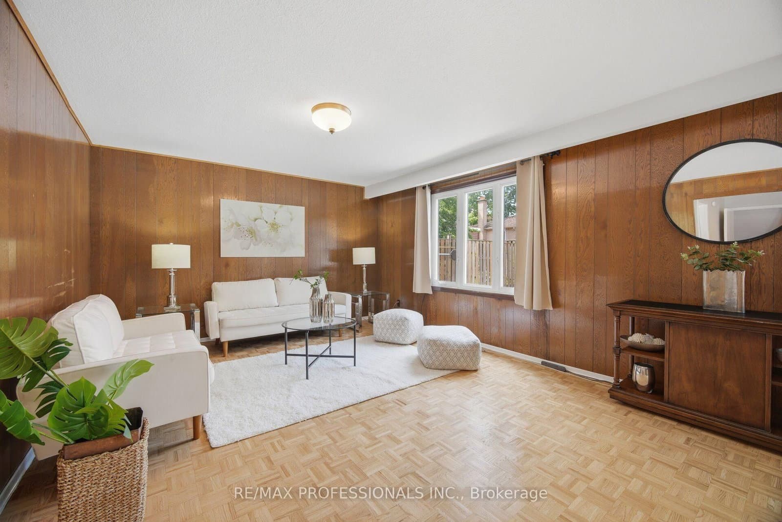 90 Peckham Avenue thumbnail 16
