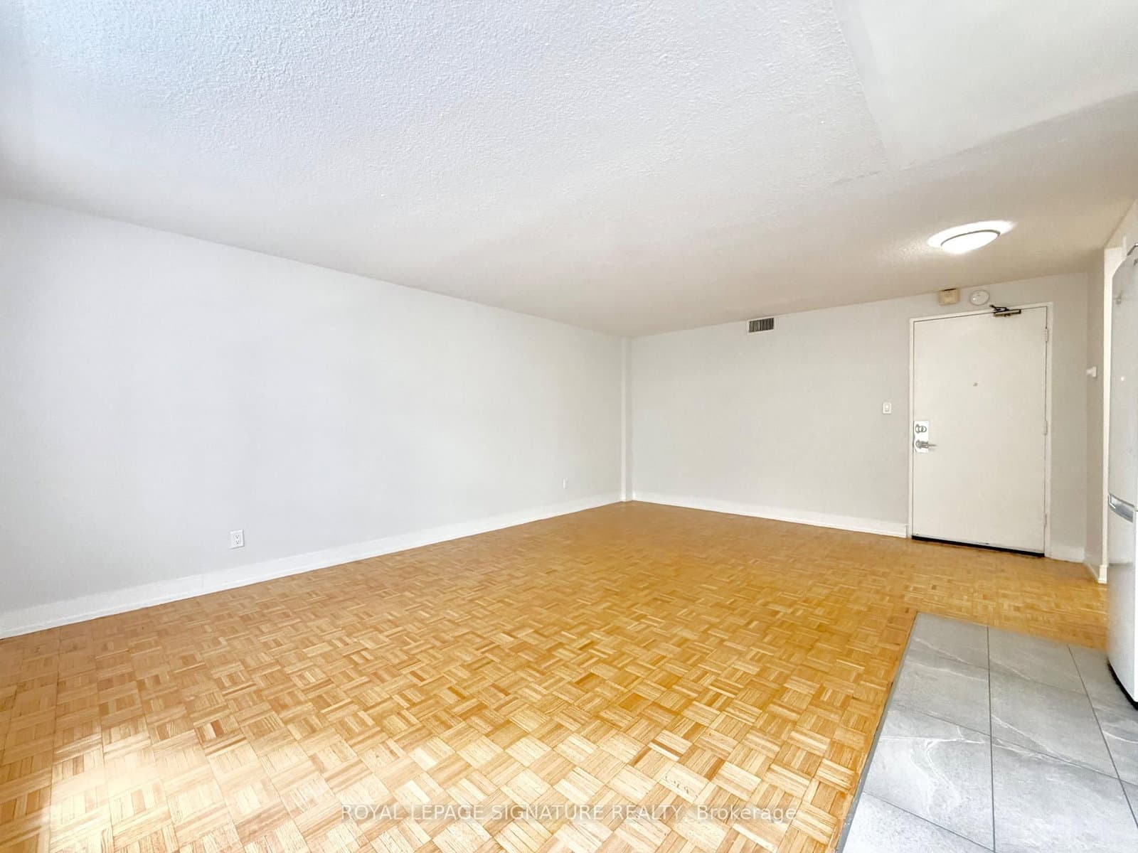 95 Lawton Boulevard, Unit 307 thumbnail 3