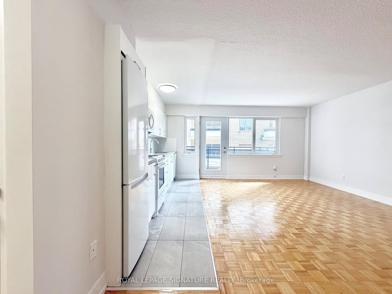 95 Lawton Boulevard, Unit 307 thumbnail 6