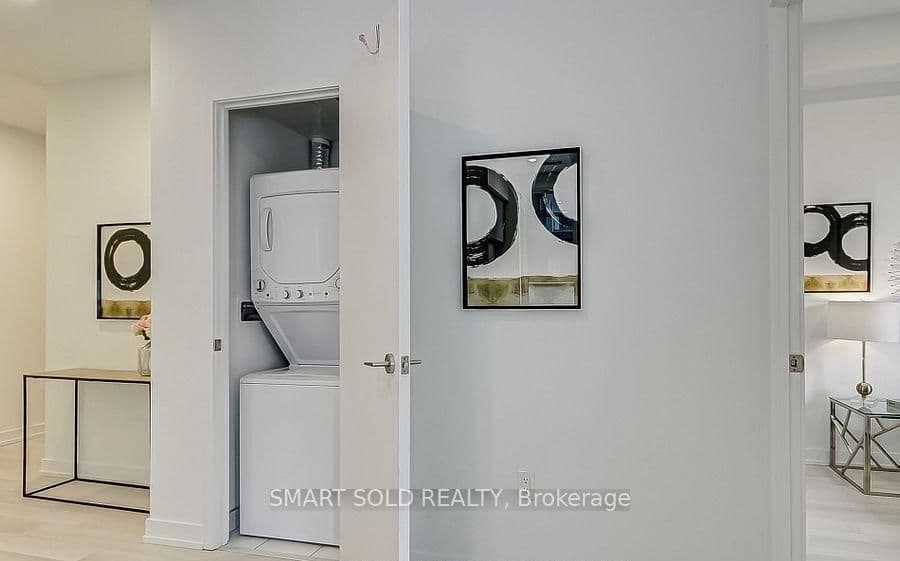 39 Roehampton Avenue, Unit 505 thumbnail 10