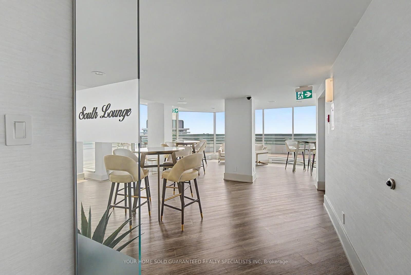 10 Yonge Street, Unit 2610 thumbnail 8