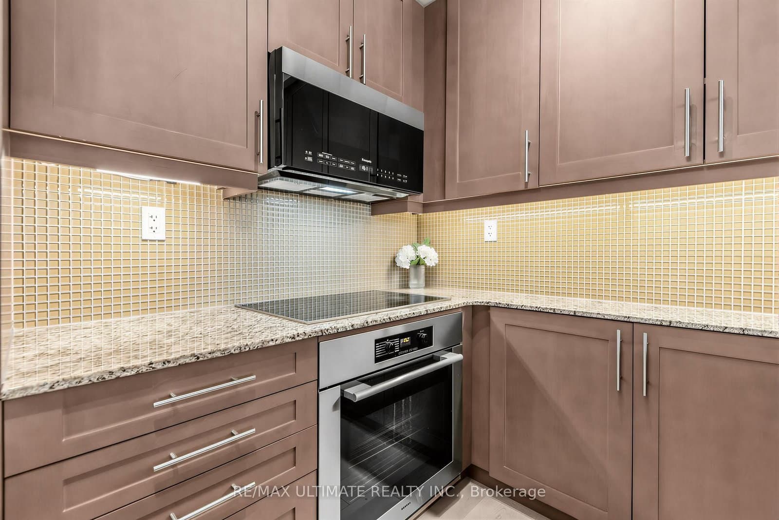 1 Bedford Road, Unit 603 thumbnail 4