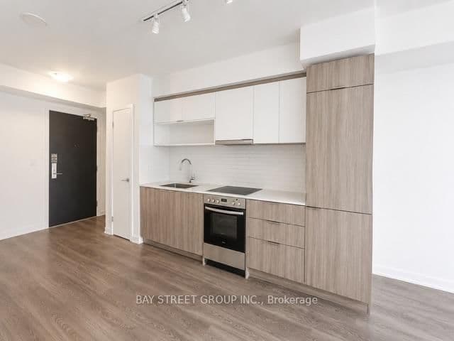 159 Wellesley Street E, Unit 2511 thumbnail 8