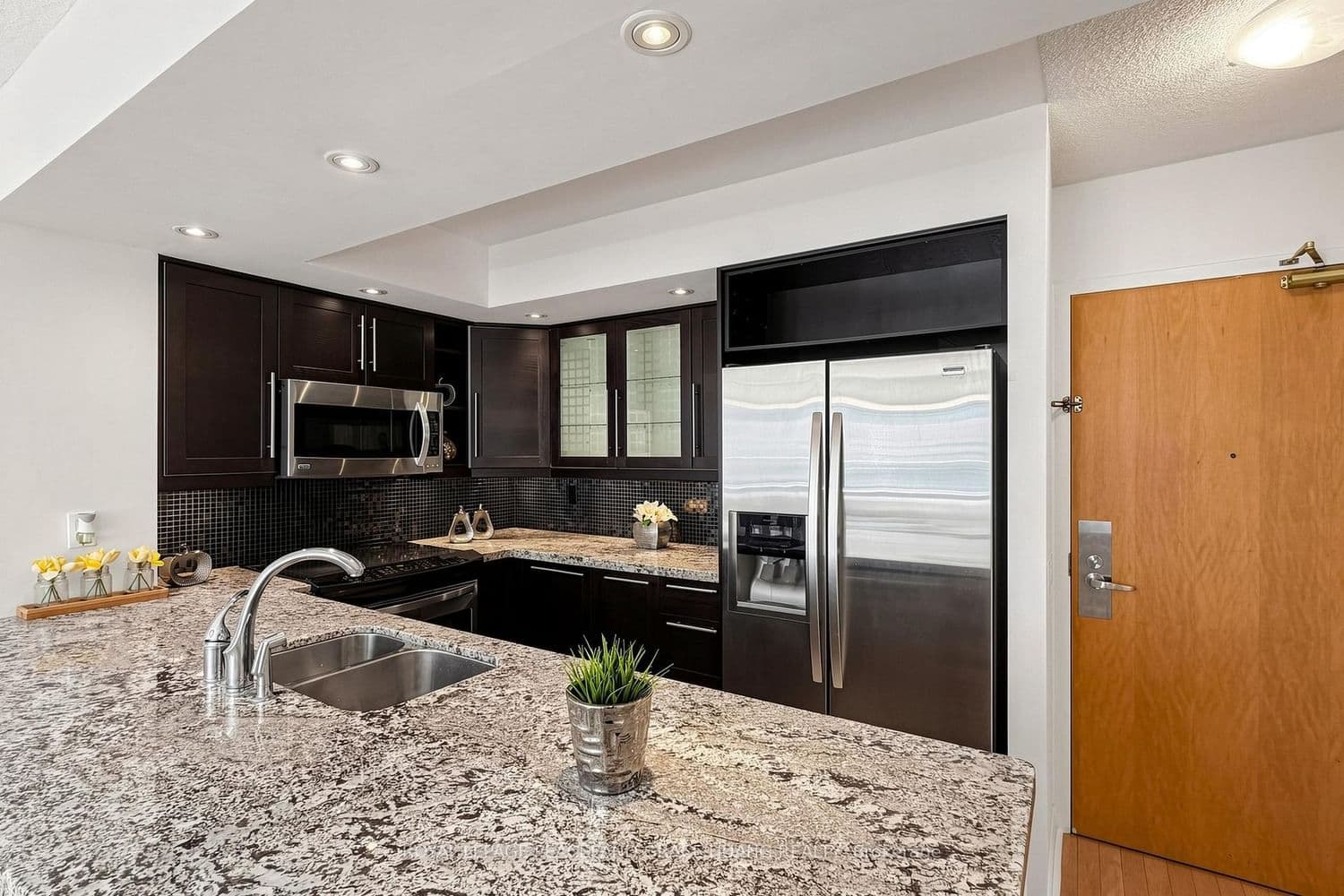 5 Rosehill Avenue, Unit 609 thumbnail 22