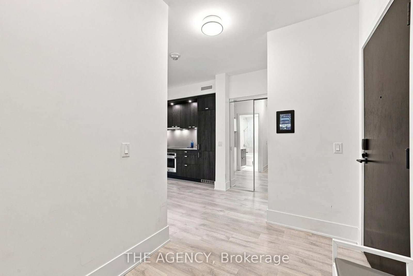 470 Front Street, Unit 907 thumbnail 14