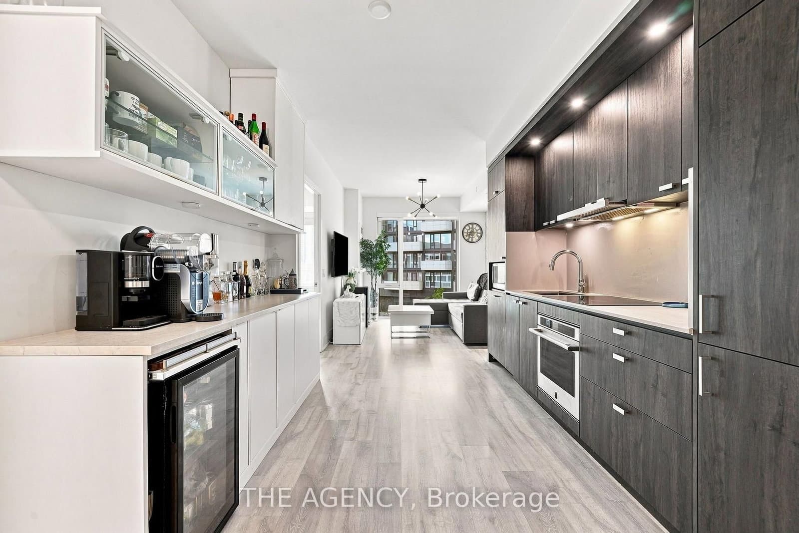 470 Front Street, Unit 907 thumbnail 5