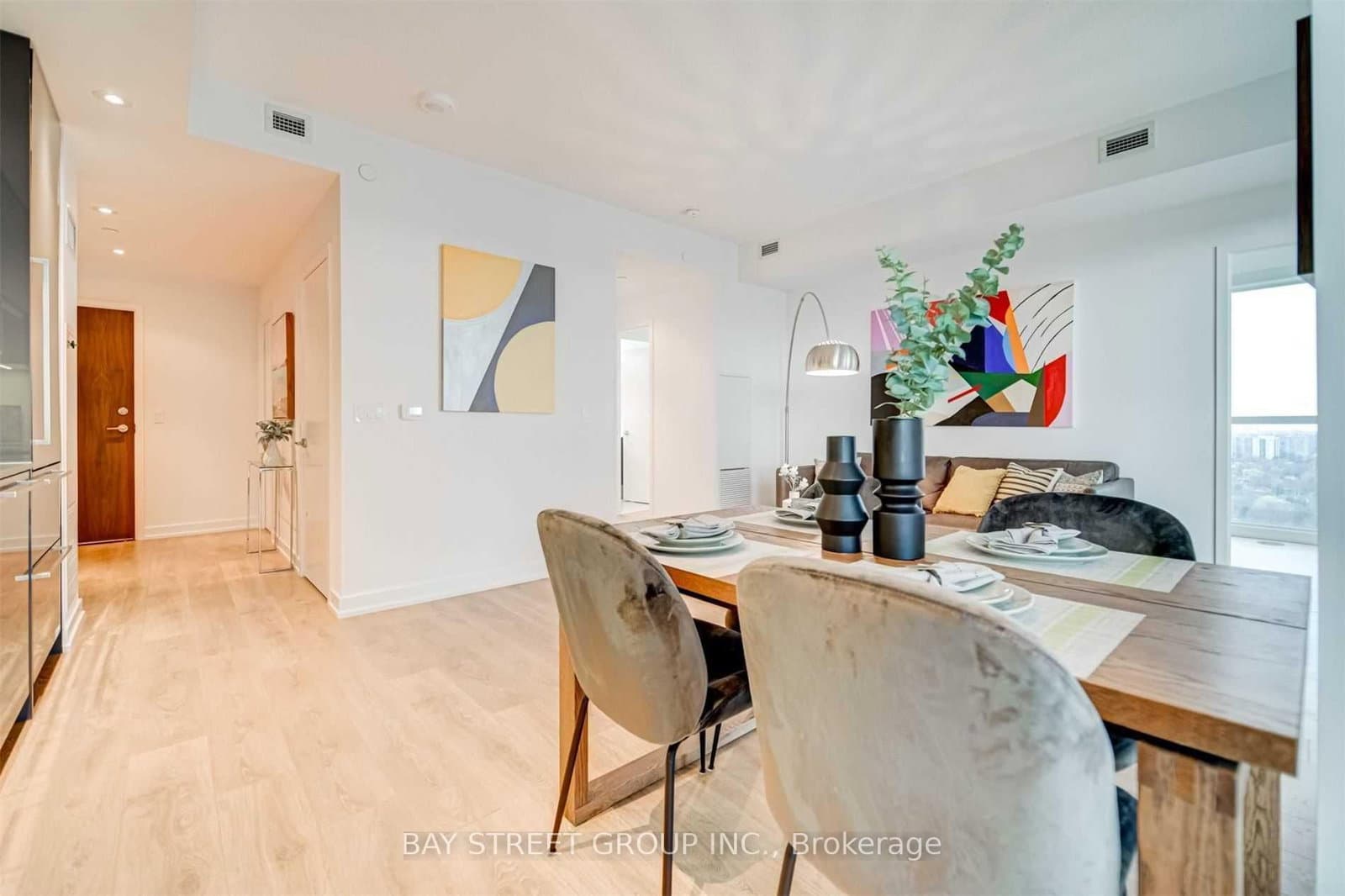117 Mcmahon Drive, Unit 2503 thumbnail 12