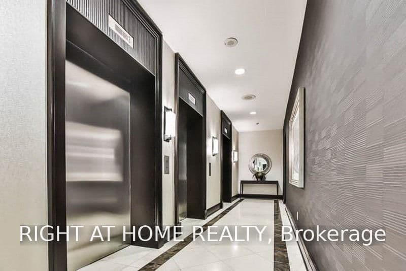 30 Harrison Garden Boulevard, Unit 207 thumbnail 16